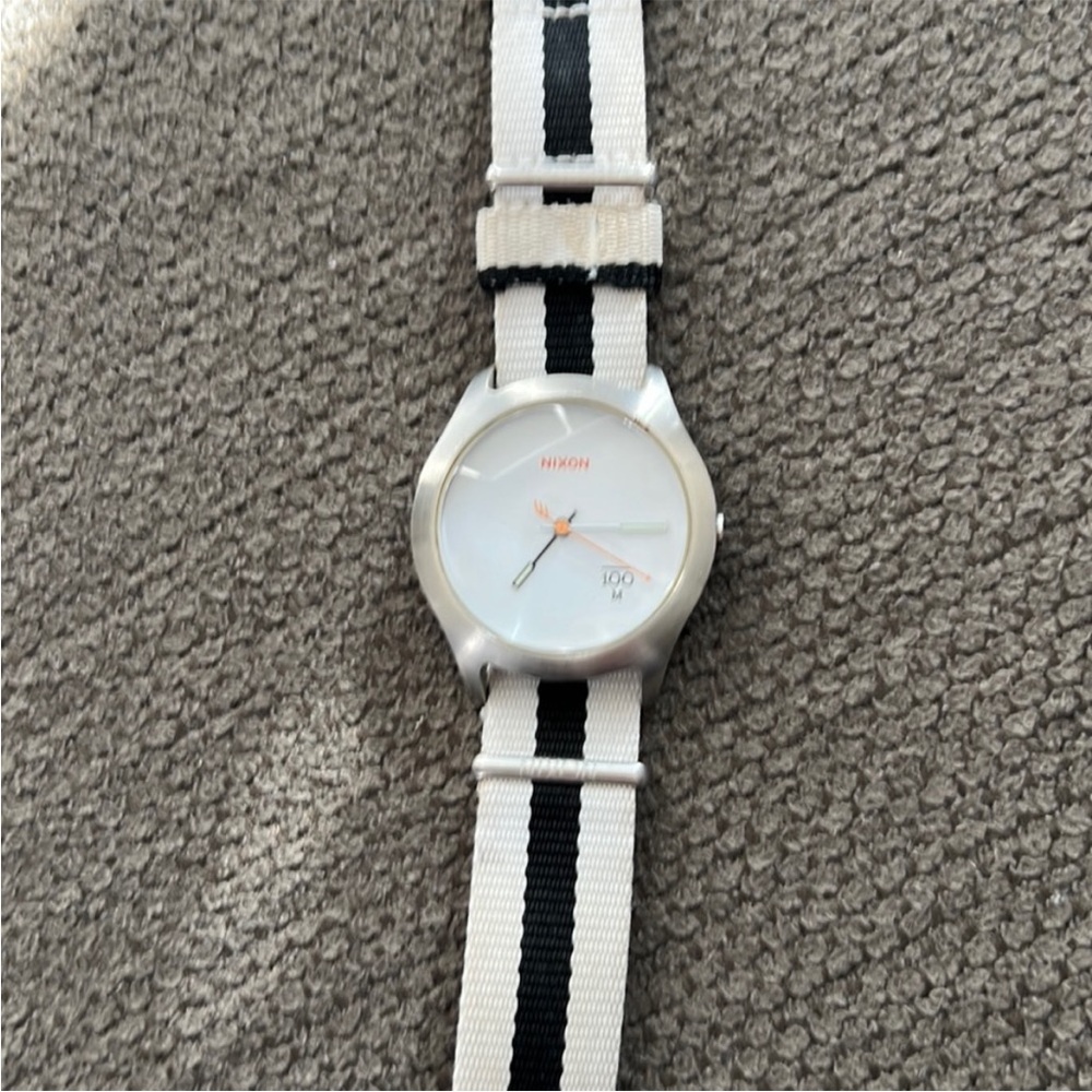 Nixon Mod Surf the Quad Watch